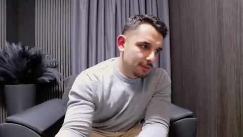 HI My name is Antonio online show from 12.13.25