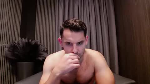 HI My name is Antonio online show from 12.17.25