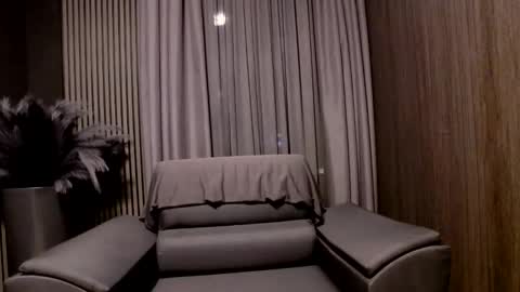 HI My name is Antonio online show from 05.10.26