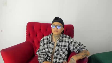 Snapshot of antony_d_ossa chatting on 04.13.26 antony_d_ossa online show from 04.13.26
