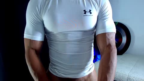 Instagram miguelangel1802  online show from 09.11.25