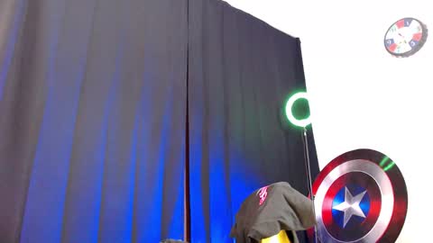 Instagram miguelangel1802  online show from 11.10.25