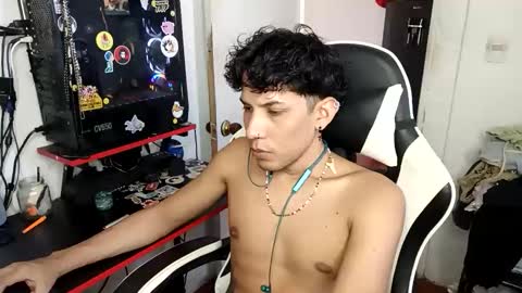 AnuarDHM online show from 11.14.25