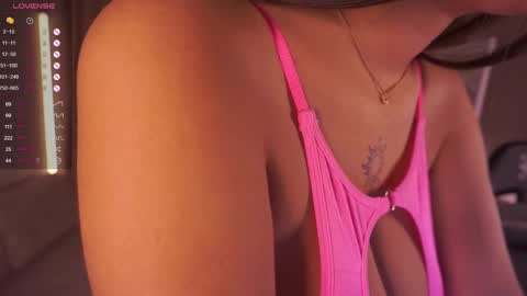  Sunday - start 0400 PM GMT -4 online show from 10.01.25