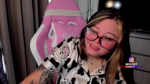 Snapshot of any_lol7 chatting on 01.09.26 Independent model online show from 01.09.26