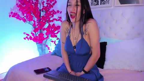 Snapshot of any_rosse_ chatting on 05.22.26 Any online show from 05.22.26