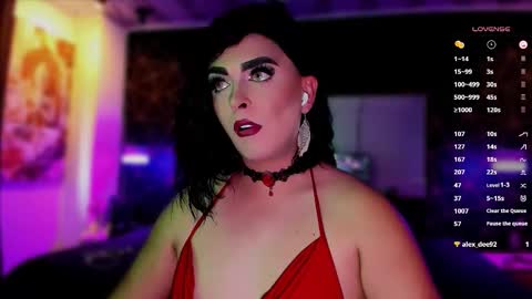 Snapshot of any_sophia chatting on 11.04.25 MissSophiaSpecter online show from 11.04.25