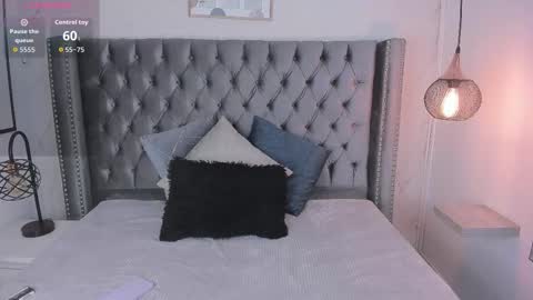 Snapshot of anya_belth chatting on 10.25.25 anya_belth online show from 10.25.25