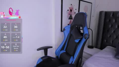 Snapshot of anya_belth chatting on 11.07.25 anya_belth online show from 11.07.25