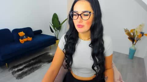 Anya online show from 03.02.26