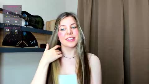 Anya online show from 10.07.25