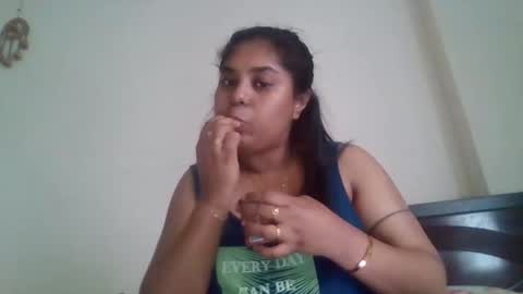 Snapshot of anydanyg chatting on 10.29.25 anydanyg online show from 10.29.25