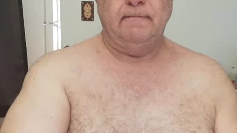 Snapshot of anydaynow2024 chatting on 10.25.25 anydaynow2024 online show from 10.25.25