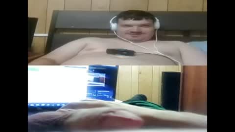 Snapshot of anythingbutordinary chatting on 11.02.25 anythingbutordinary online show from 11.02.25