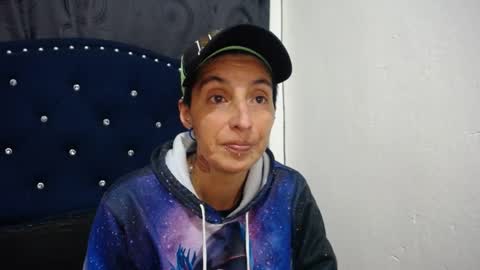 anyu online show from 01.04.25