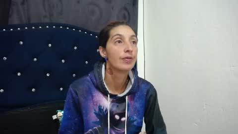 anyu online show from 01.17.25