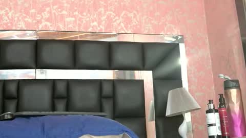 Chelmi online show from 11.02.25