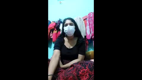 Snapshot of apa142817 chatting on 01.17.26 Aparalux online show from 01.17.26