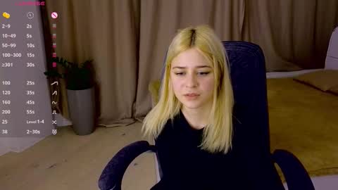 Snapshot of apheliastar chatting on 01.09.26 ApheliaStar online show from 01.09.26