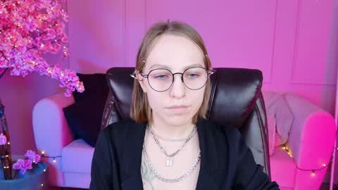 APHEX QUEEN online show from 12.13.24