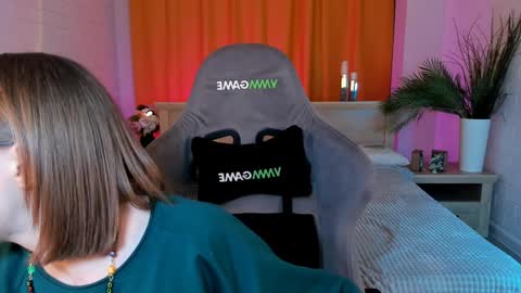 APHEX QUEEN online show from 02.06.25