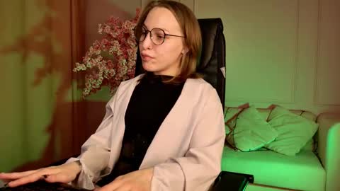 APHEX QUEEN online show from 09.26.25