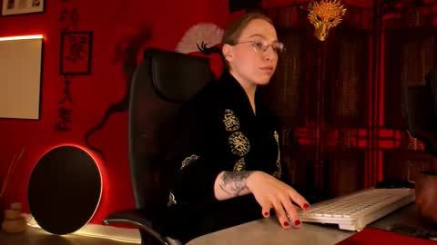 APHEX QUEEN online show from 01.18.26