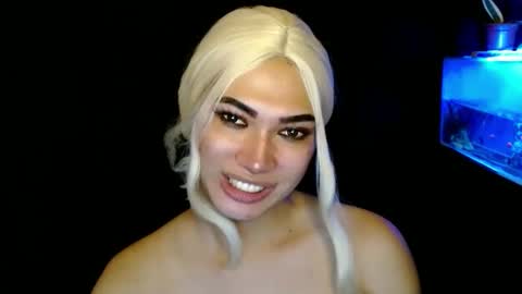 Snapshot of aphr0dite_x chatting on 01.04.25 Roman Goddess online show from 01.04.25