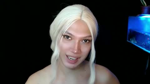 Snapshot of aphr0dite_x chatting on 01.06.25 Roman Goddess online show from 01.06.25