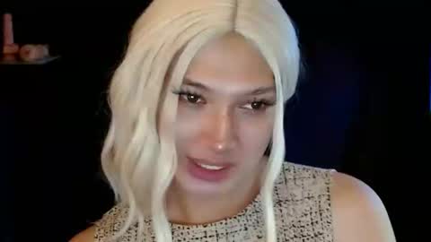 Snapshot of aphr0dite_x chatting on 01.10.25 Roman Goddess online show from 01.10.25