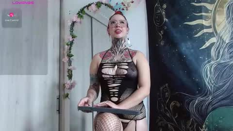 aphrodite__bloom online show from 11.13.25