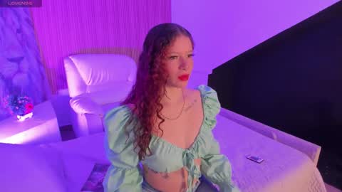 aphrodite online show from 10.14.25