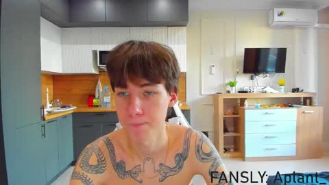 Snapshot of aplant_ chatting on 03.22.26 aplant_ online show from 03.22.26