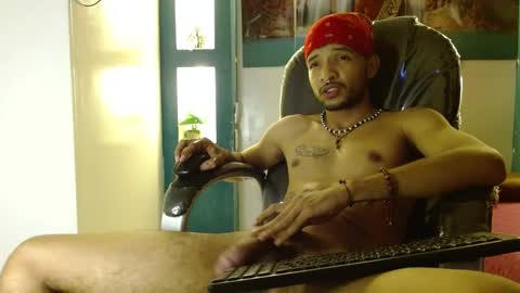 Snapshot of apolo_98 chatting on 12.01.24 APOLO online show from 12.01.24