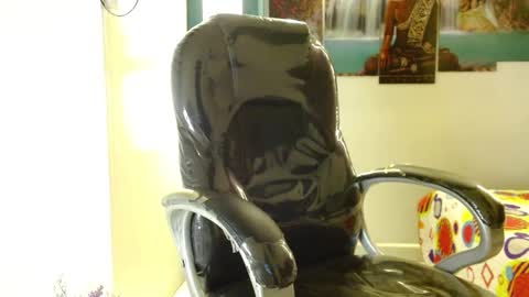 Snapshot of apolo_98 chatting on 12.03.24 APOLO online show from 12.03.24