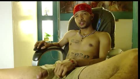 Snapshot of apolo_98 chatting on 12.14.24 APOLO online show from 12.14.24