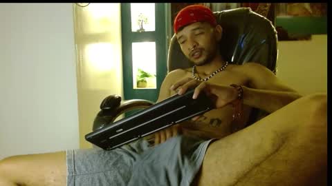 Snapshot of apolo_98 chatting on 12.15.24 APOLO online show from 12.15.24