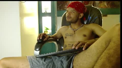 Snapshot of apolo_98 chatting on 12.15.24 APOLO online show from 12.15.24