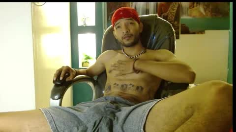 Snapshot of apolo_98 chatting on 12.20.24 APOLO online show from 12.20.24