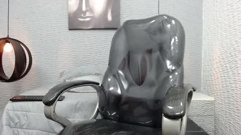 Snapshot of apolo_98 chatting on 12.27.24 APOLO online show from 12.27.24