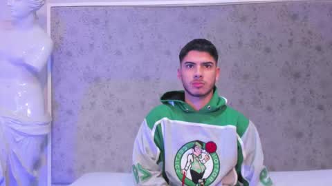 Snapshot of apolo_grayy chatting on 02.08.26 Apolo Grayy online show from 02.08.26