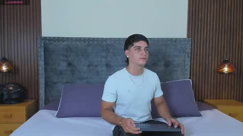 Apolo online show from 11.07.25