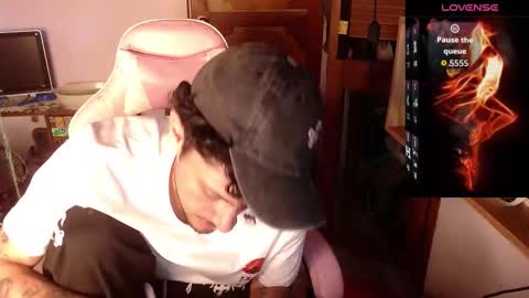 Snapshot of apolo_s chatting on 03.11.26 Andres online show from 03.11.26