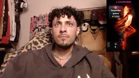 Snapshot of apolo_s chatting on 04.18.26 Andres online show from 04.18.26