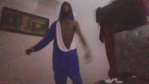 Snapshot of apoloblackbig chatting on 02.12.25 apoloblackbig online show from 02.12.25