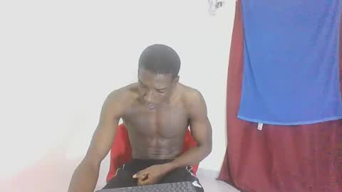 Snapshot of apoloblackbig chatting on 02.16.25 apoloblackbig online show from 02.16.25