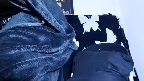 Snapshot of apoloblackbig chatting on 02.22.25 apoloblackbig online show from 02.22.25