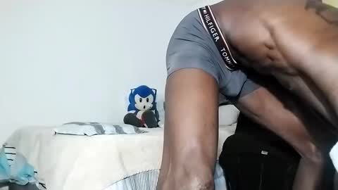 Snapshot of apoloblackbig chatting on 10.21.25 apoloblackbig online show from 10.21.25