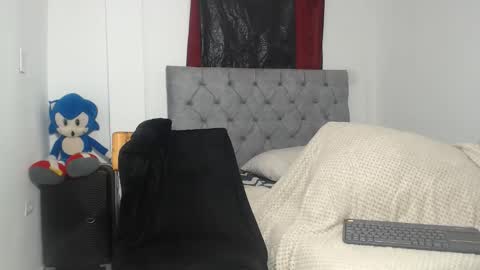 Snapshot of apoloblackbig chatting on 01.12.26 apoloblackbig online show from 01.12.26