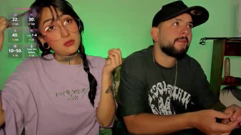 Snapshot of apolorising_ chatting on 10.30.25 Lola  Apolo online show from 10.30.25